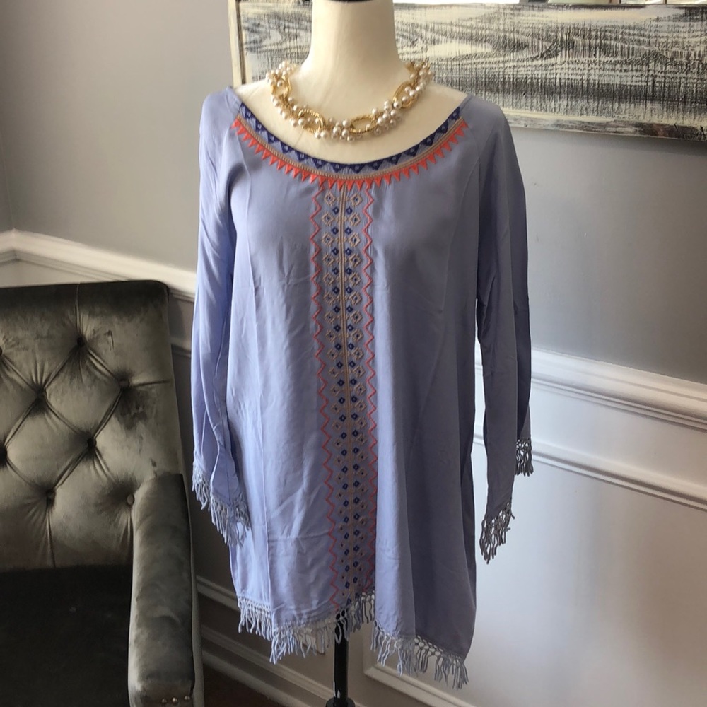 NWT Beautiful Tunic Blouse